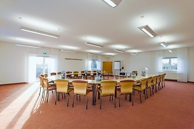 Landhotel Rügheim: Sala de conferências