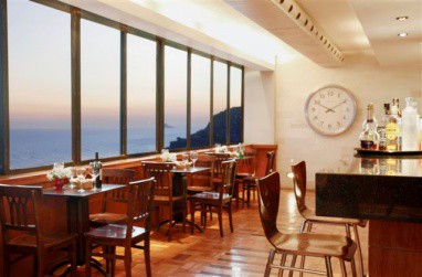 Marina Palace Hotel: Ресторан
