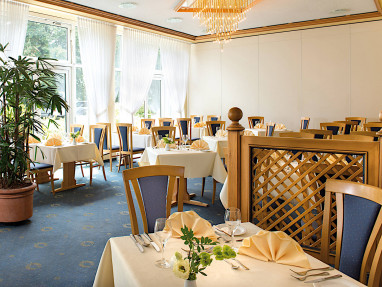 Victor´s Residenz-Hotel Gummersbach: 餐厅