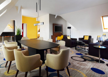 Sheraton Hannover Pelikan Hotel: Pokój typu suite