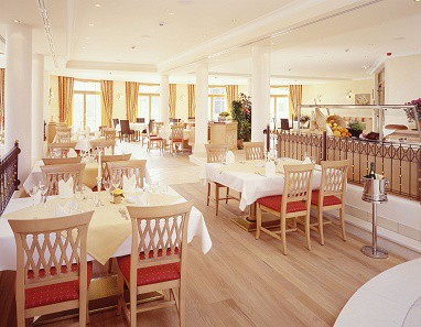 Hotel und Landgasthof Altwirt : Ресторан