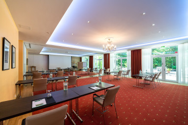 Waldhotel Tannenhäuschen: Sala de conferencia