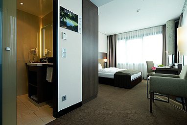 IntercityHotel Mannheim: Room