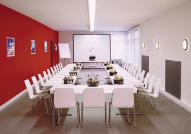 ferrotel Duisburg - Partner of SORAT Hotels: Sala de conferências