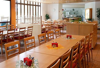 Tagungs- und Bildungszentrum Steinbach: Restaurante