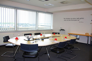 WÖLLHAF Konferenz- und Bankettcenter Köln Bonn Airport : Meeting Room