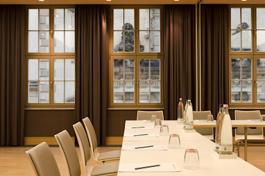 Hyperion Hotel Dresden am Schloss: конференц-зал