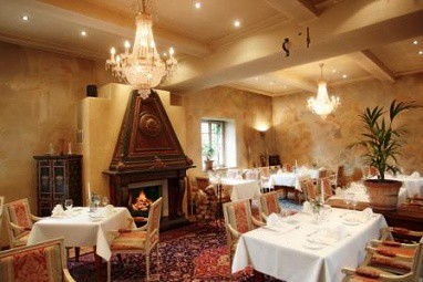 Hotel Schloss Edesheim: Restoran