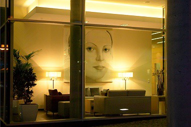 GHOTEL hotel & living Koblenz: 大厅