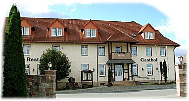 Hotel & Restaurant Zur Kaiserpfalz: 外景视图
