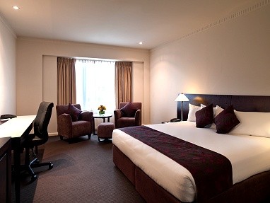 Hotel Grand Chancellor Adelaide on Hindley : Room