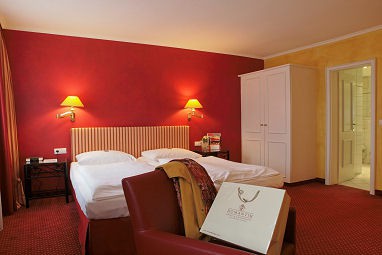DORMERO Hotel Goldene Traube Coburg: Room