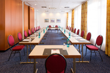 ACHAT Hotel Schwarzheide Lausitz: Sala de conferencia