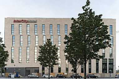 IntercityHotel Berlin Hauptbahnhof : Vista esterna