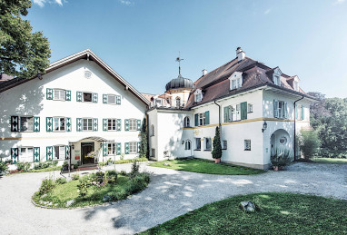 Bio-Hotel Schlossgut Oberambach: Außenansicht