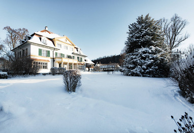 Bio-Hotel Schlossgut Oberambach: Vue extérieure