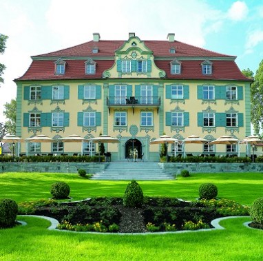 Hotel Schloss Neutrauchburg: Vista exterior