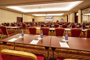 Radisson Blu Carlton Hotel Bratislava: Sala de conferências