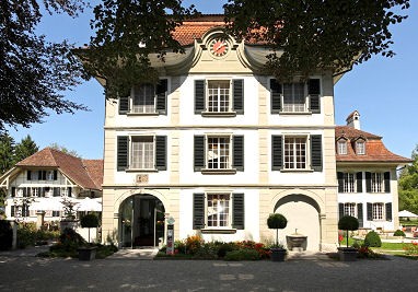 Schloss Hünigen: Widok z zewnątrz
