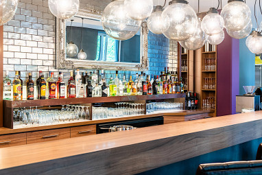 Premier Inn Heidelberg City Zentrum: Bar/Salon