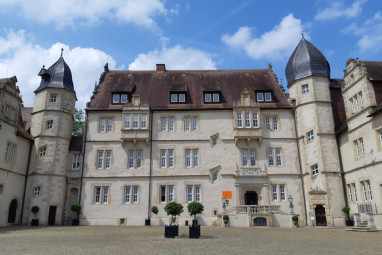 Schlosshotel Münchhausen: Vista externa