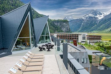 Aqua Dome Tirol Therme: Вид снаружи