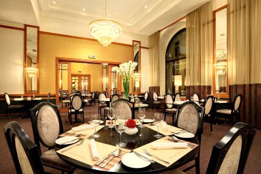 Grand Hotel Bohemia: レストラン