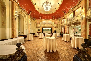 Grand Hotel Bohemia: 会議室
