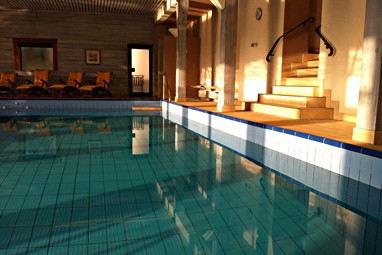 Seehotel Gut Dürnhof: Zwembad