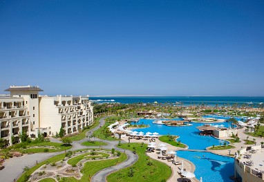 Steigenberger Al Dau Beach Hotel: 수영장