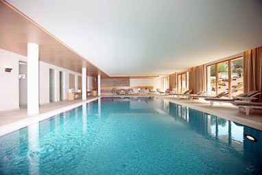 Hotel Krone: 泳池