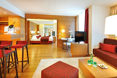 Falkensteiner Therme & Golf Hotel Bad Waltersdorf: Pokój typu suite
