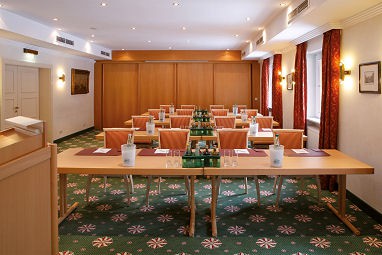 Romantik Hotel Jagdhaus Waldidyll: конференц-зал