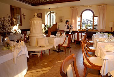 Romantik Hotel Post Weisses Rössl: Restauracja