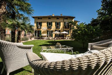 Romantik Hotel Villa Carona: Vista esterna
