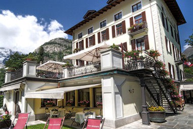 Hotel Villa Novecento: 外景视图