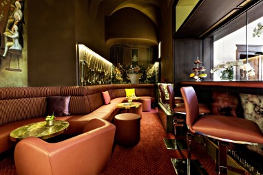 Living Hotel De Medici: Bar/hol hotelowy