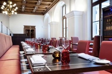 Living Hotel De Medici: レストラン
