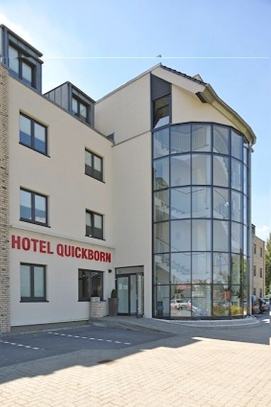 Hotel Quickborn: Dış Görünüm