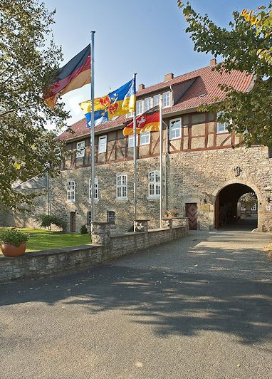 Burg Warberg: Widok z zewnątrz