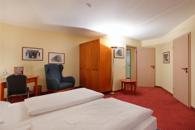 AZIMUT Hotel Nürnberg: Chambre