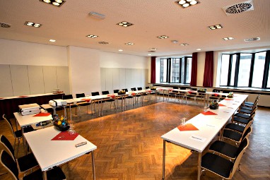 DJH Jugendgästehaus Adolph Kolping : Meeting Room