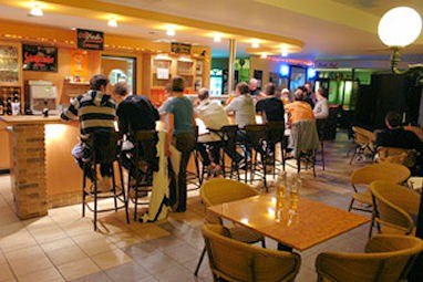 Euroville Jugend- und Sporthotel: Bar/Lounge
