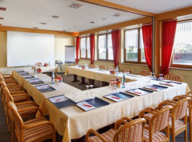 INVITE Hotel Löwen Freiburg: Sala na spotkanie