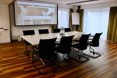 Business & Wellnesshotel Schwaiger: Sala de reuniões