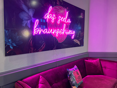 DAS Seela Braunschweig: 酒吧/休息室