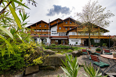 Hotel - Restaurant Berghof: 外観