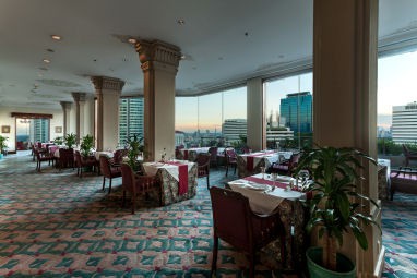 Rembrandt Hotel and Suites Bangkok: Restaurante