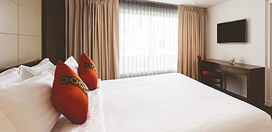 Mövenpick Suriwongse Hotel Chiang Mai: Pokój typu suite