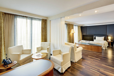 Austria Trend Hotel Ljubljana: Room